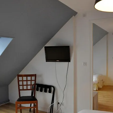 Otel Du Port Et Des Bains 3*