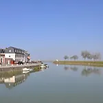 Du Port Et Des Bains Ξενοδοχείο 3*