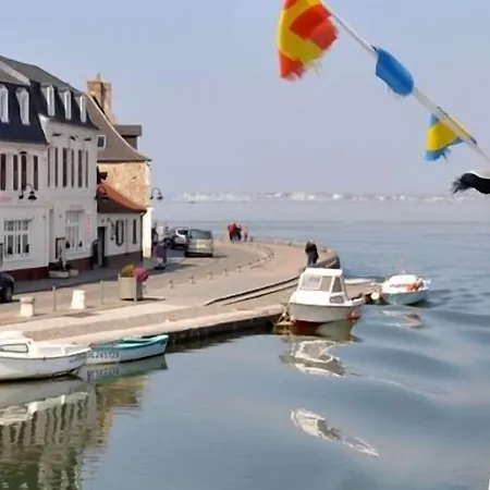 Du Port Et Des Bains Szálloda