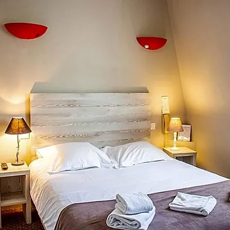 Du Port Et Des Bains 3*