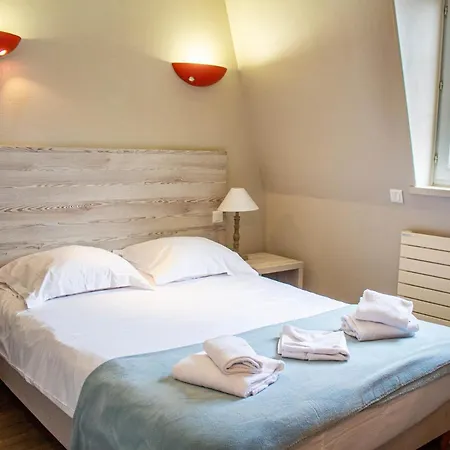 Szálloda Du Port Et Des Bains 3*