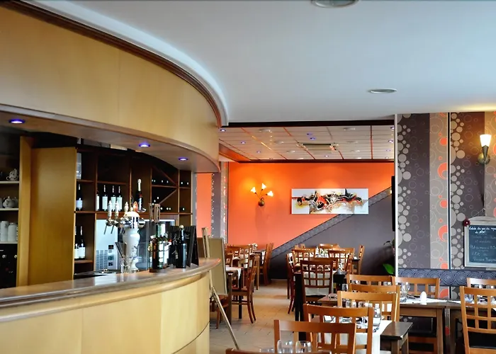 Du Port Et Des Bains 3*