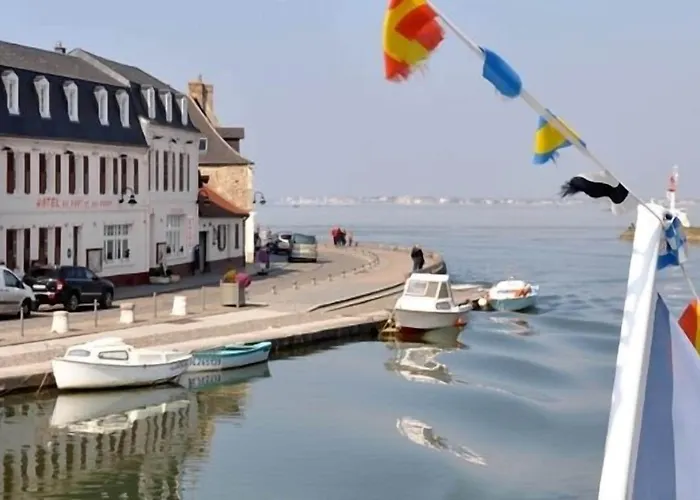 Du Port Et Des Bains Hotel