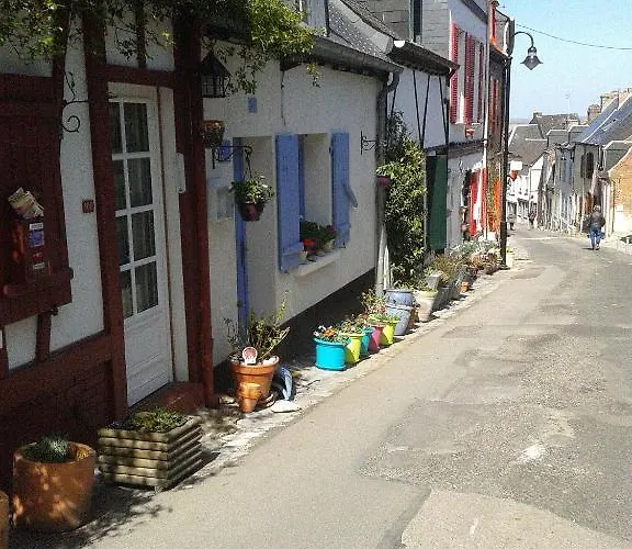 Hotel Du Port Et Des Bains 3*