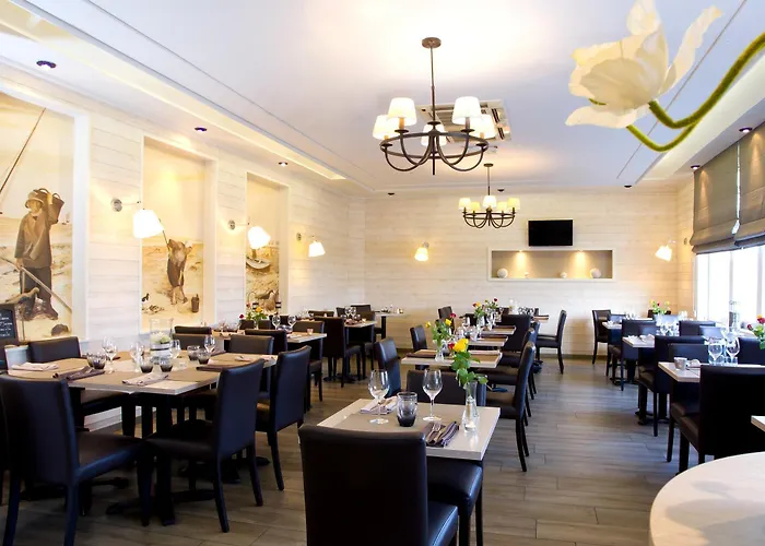 Du Port Et Des Bains Hotel 3*